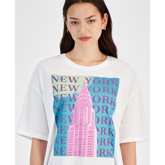 Grayson Threads the Label Juniors' New York Building Graphic-Print Tee, White XL - Picture 3 of 3